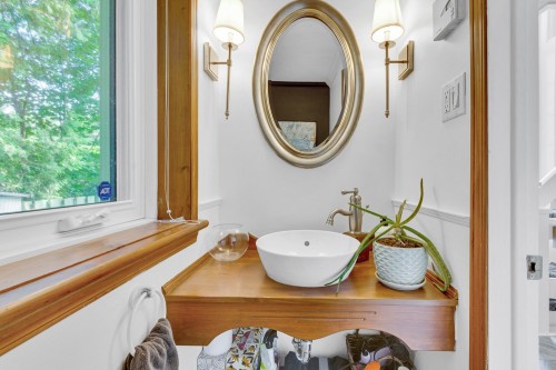 Salle d'eau - 29 Av. Turcot, Saint-Sauveur, QC 