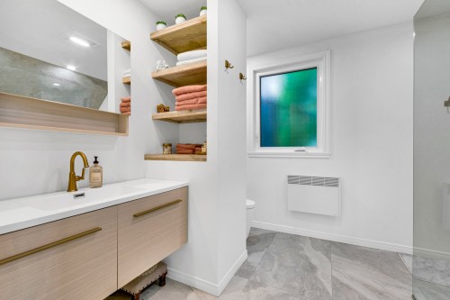 Salle de bains - 29 Av. Turcot, Saint-Sauveur, QC 