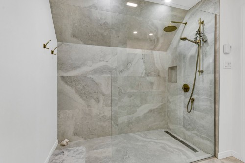 Salle de bains - 29 Av. Turcot, Saint-Sauveur, QC 