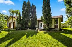 164 Hazel AVE St Andrews, MB R1A 3E6