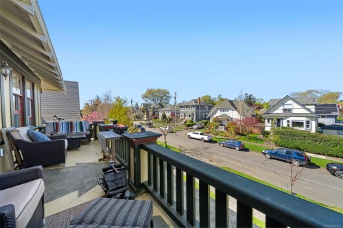 123 Cambridge St, Victoria, BC 