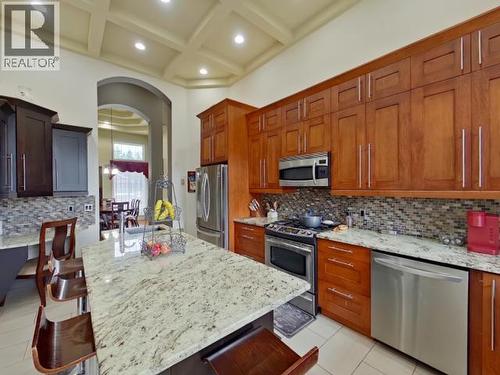 6929 Retaskit Crt, Powell River, BC 