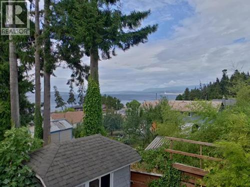 6929 Retaskit Crt, Powell River, BC 