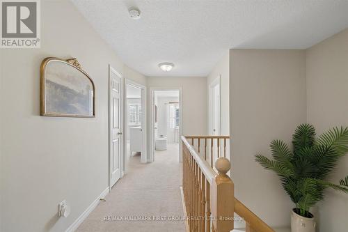 9 Pebblebrook Crescent, Whitby, ON 