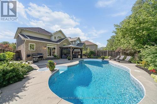 9 Pebblebrook Crescent, Whitby, ON 