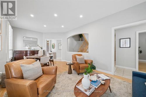 9 Pebblebrook Crescent, Whitby, ON 