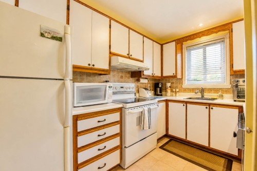 Kitchen - 999 22E Avenue, Laval (Fabreville), QC 