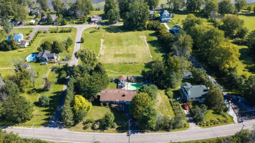 Photo aérienne - 850 Rue Main, Hudson, QC 