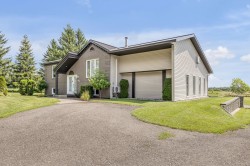 646 Av. des Ruisseaux  Lévis (Desjardins), QC G6C 1N1