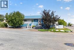 1226 22nd STREET W  Saskatoon, SK S7M 0S7