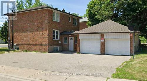 3 - 128 MAJOR MACKENZIE DRIVE E , Richmond Hill, Ontario L4C 1H1 2