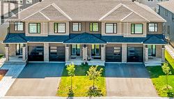 921 CLARKIA STREET Ottawa, ON K1T 0Y2