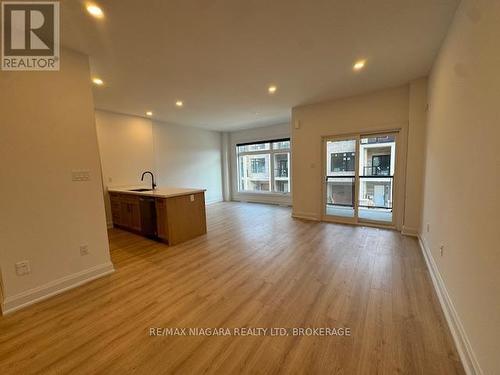 31 - 292 VINE STREET , St. Catharines (Carlton/Bunting), Ontario L2M 0E1 3