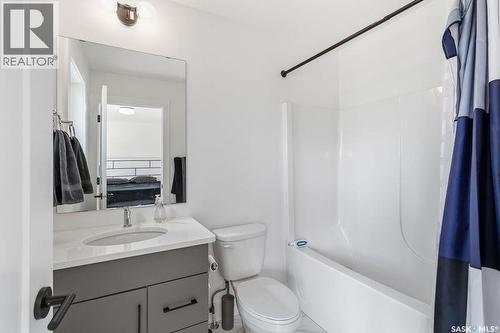 175 Rosewood Boulevard E, Saskatoon, SK 