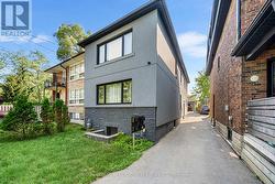50 ARCADIAN CIRCLE Toronto, ON M8W 2Y9