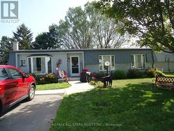 17 PINERIDGE CRESCENT  Clarington, ON L1B 1B9