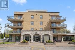 312 - 2506 RUTHERFORD ROAD  Vaughan, ON L4K 5N5