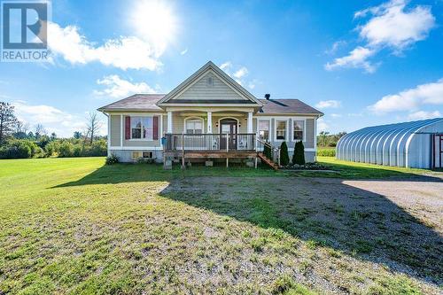 41 DOMBROSKIE ROAD  Whitewater Region, ON K0J 1Y0