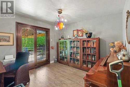1147 Parkway Drive, Ottawa, ON 