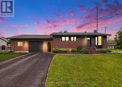 14 BAYNES STREET  Perth, ON K7H 1R1