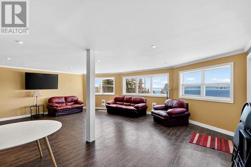397 Trinity South Highway, Whiteway, NL 