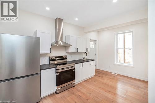 60 William Street, Hamilton, ON 