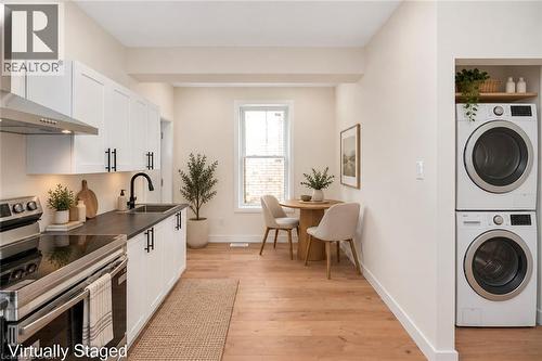 60 William Street, Hamilton, ON 