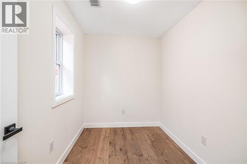 60 William Street, Hamilton, ON 