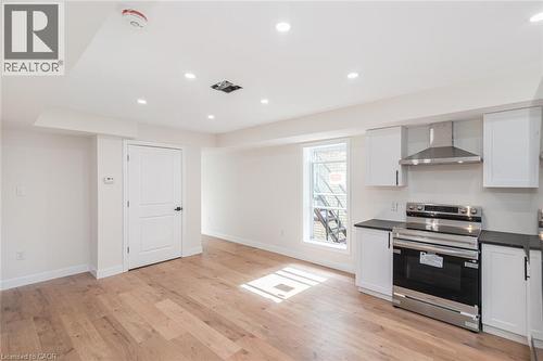 60 William Street, Hamilton, ON 