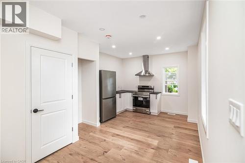 60 William Street, Hamilton, ON 