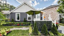 922A DANFORTH ROAD Toronto, ON M1K 1H9
