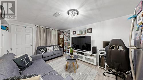922A Danforth Road, Toronto, ON 