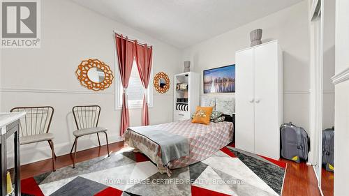922A Danforth Road, Toronto, ON 