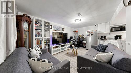 922A Danforth Road, Toronto, ON 
