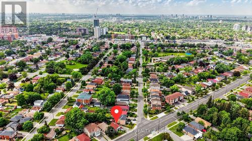 922A Danforth Road, Toronto, ON 