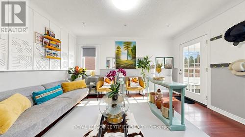 922A Danforth Road, Toronto, ON 