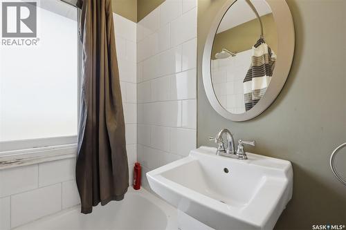 723 4Th Street E, Saskatoon, SK 