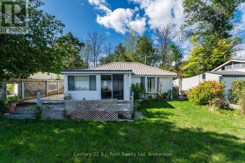 15 Bow Road, Tiny, ON 