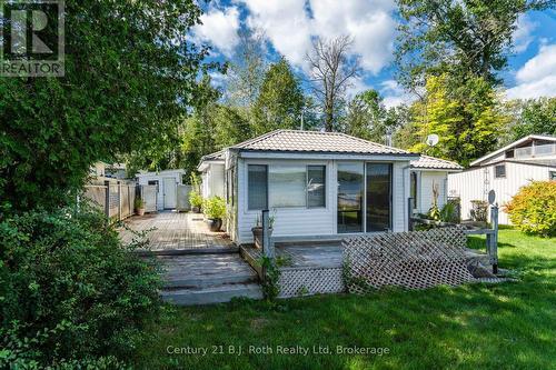 15 Bow Road, Tiny, ON 