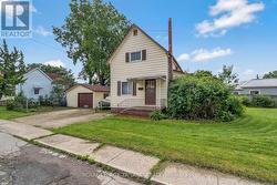 15 ANTRIM STREET  St. Thomas, ON N5P 1S2