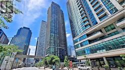1908 - 33 BAY STREET  Toronto, ON M5J 2Z3