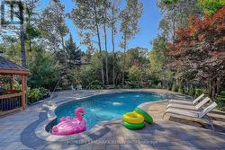 1061 NELLIE LITTLE CRESCENT Newmarket, ON L3X 3E3