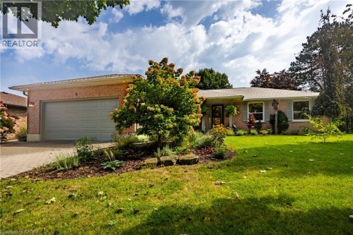 9 SHERIDAN Boulevard  Simcoe, ON N3Y 4W5