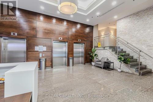 607 - 238 BESSERER STREET , Ottawa, Ontario K1N 6B1 3