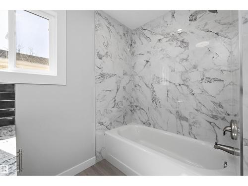 44 Rim Rd Nw, Edmonton, AB 