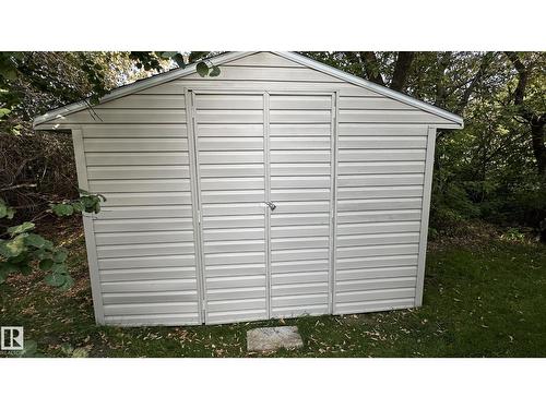 44 Rim Rd Nw, Edmonton, AB 