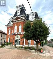 15 WELLAND AVENUE  St. Catharines (Downtown), ON L2R 2M1