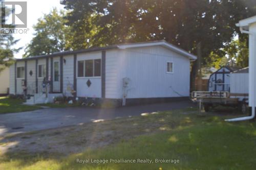 17 Warbler Lane, Quinte West (Sidney Ward), ON 