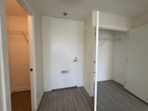 Storage - 308-201 Rue Corot, Montréal (Verdun/Île-Des-Soeurs), QC 