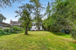 89 Av. Broadview  Pointe-Claire, QC H9R 3Z3